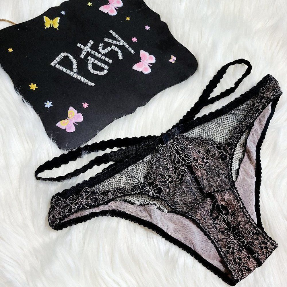 1381 MEDIUM  VICTORIA'S SECRET Strappy Cheekini  NWT